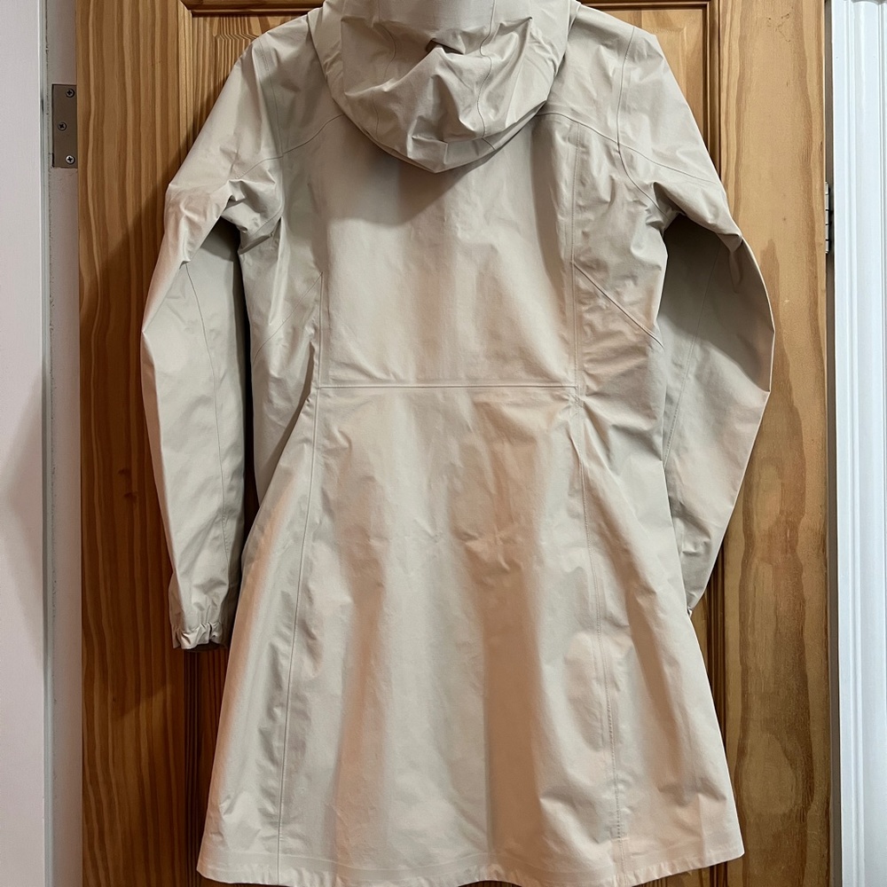 Patagonia Women's Torrentshell 3-Layer City Coat NWT - Picture 3 of 8